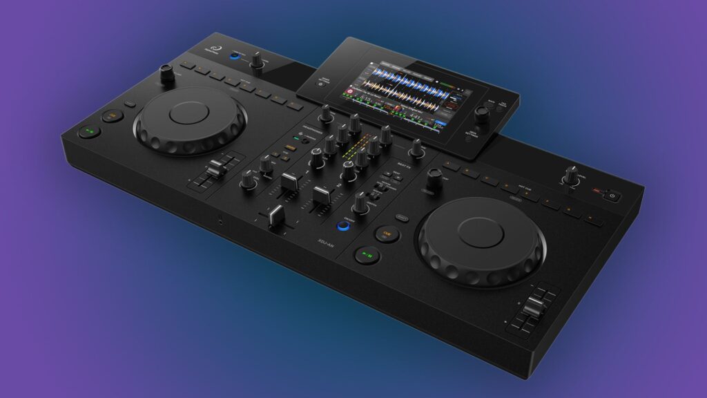 AlphaTheta XDJ-AN: A ,200 Standalone 2-Channel Replacing the XDJ-RR, Only Takes USB-C Drives