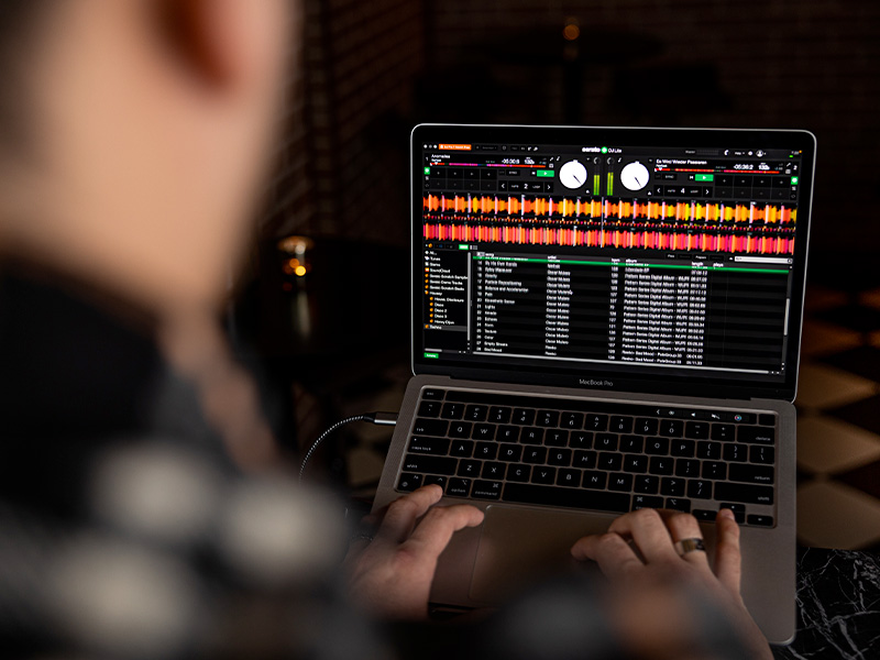 Hercules dj controller, Serato dj controller, djcontroller, Serato dj, djuced dj, Hercules dj
