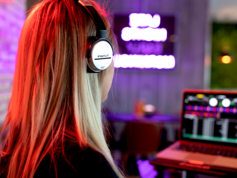 headphone