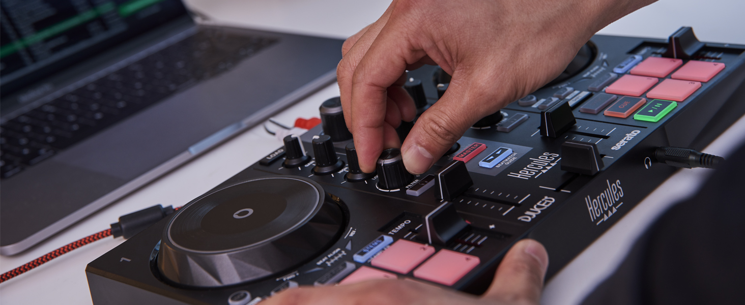 Serato, DJUCED, become a DJ, learn to mix, dj equipment, mix easily, mix like a dj, hercules